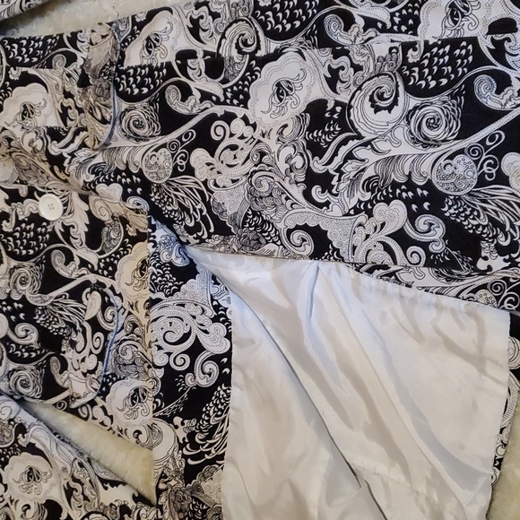 Deane & white- Small- black and white paisley patterned trench coat - Picture 13 of 14